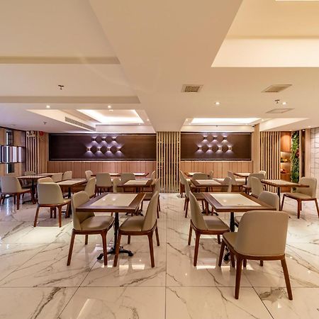 Edoya Hotel Ben Thanh Ho Chi Minh City Exterior photo